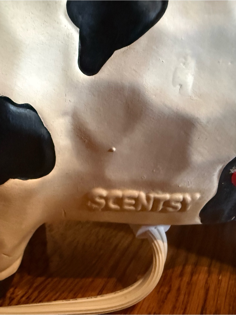 Scentsy Cow Wax Warmer - - Picture 6 of 9